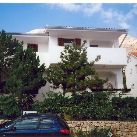 Mw , Zuti Apartment *