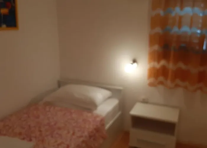 Lejlighed Mw , Zuti